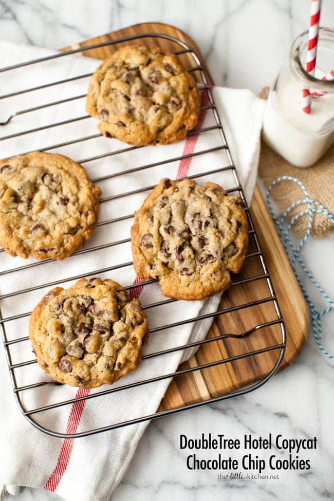 DoubleTree Hotel Chocolate Chip Cookies thelittlekiitchen.com DoubleTree Hotel Chocolate Chip Cookies thelittlekiitchen.com