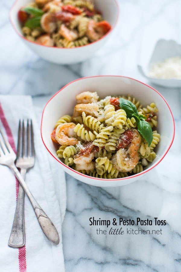 Shrimp and Pesto Pasta Toss from thelittlekiitchen.com