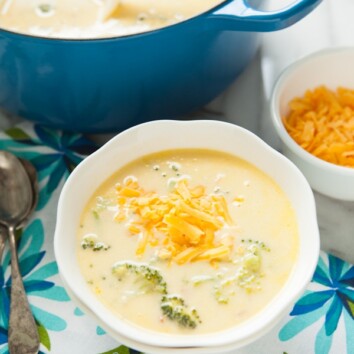 Easy Broccoli Cheddar Cheese Soup from thelittlekiitchen.com