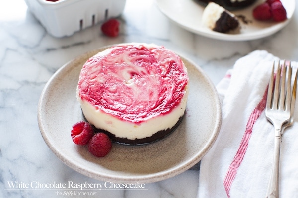 White Chocolate Raspberry Cheesecake from thelittlekiitchen.com