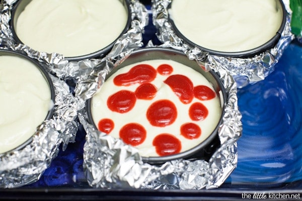 White Chocolate Raspberry Cheesecake from thelittlekiitchen.com