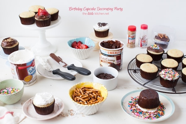 Birthday Cupcake Decorating Party from thelittlekiitchen.com