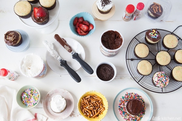 Birthday Cupcake Decorating Party from thelittlekiitchen.com
