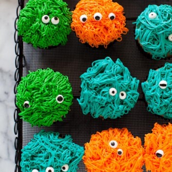 Monster Cupcakes from thelittlekiitchen.com