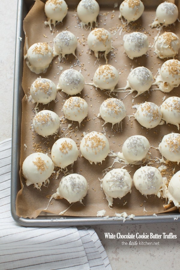 White Chocolate Cookie Butter Truffles from thelittlekiitchen.com