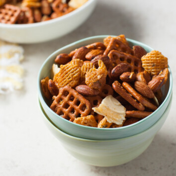 Sweet & Spicy Snack Mix from thelittlekiitchen.com