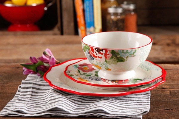 Land O Lakes Butter & Pioneer Woman Giveaway thelittlekiitchen.com