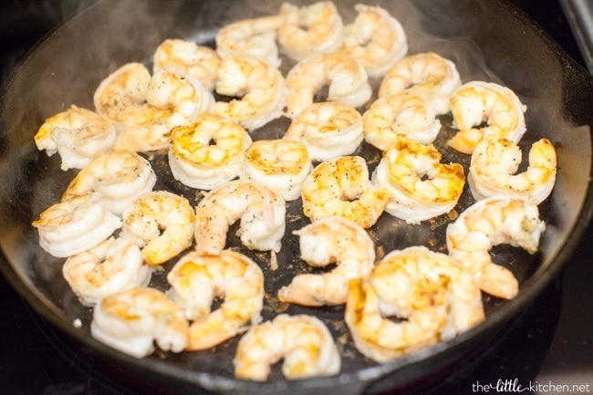 Red Pepper and Garlic Shrimp Pasta from thelittlekiitchen.com