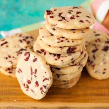 Cranberry White Chocolate Shortbread Cookies from thelittlekiitchen.com
