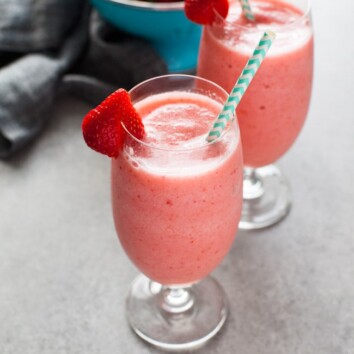 Strawberry Colada from thelittlekiitchen.com