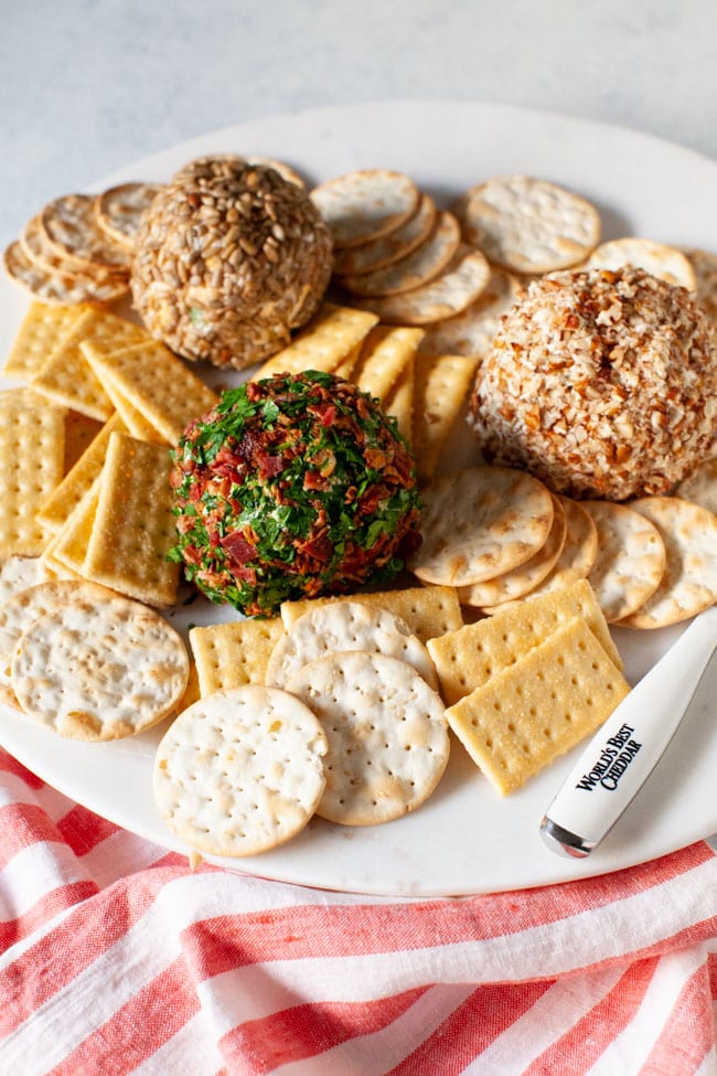 Cheese Ball Recipe from thelittlekiitchen.com
