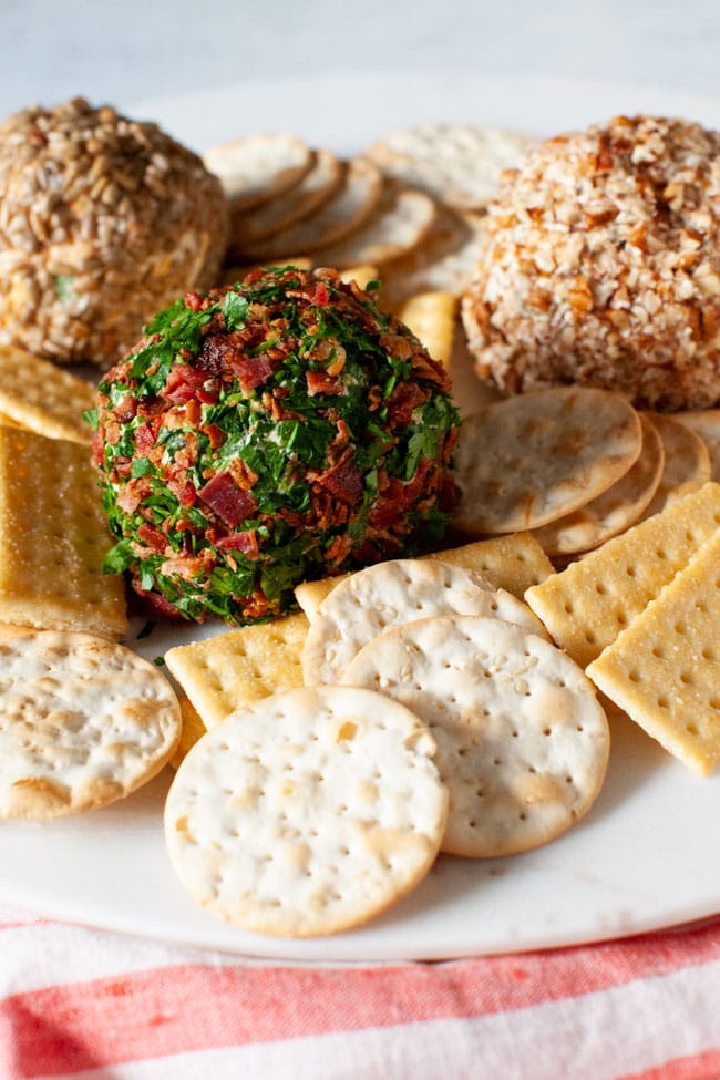 Cheese Ball Recipe from thelittlekiitchen.com Cheese Ball Recipe from thelittlekiitchen.com