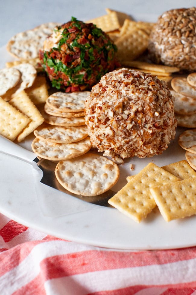 Cheese Ball Recipe from thelittlekiitchen.com