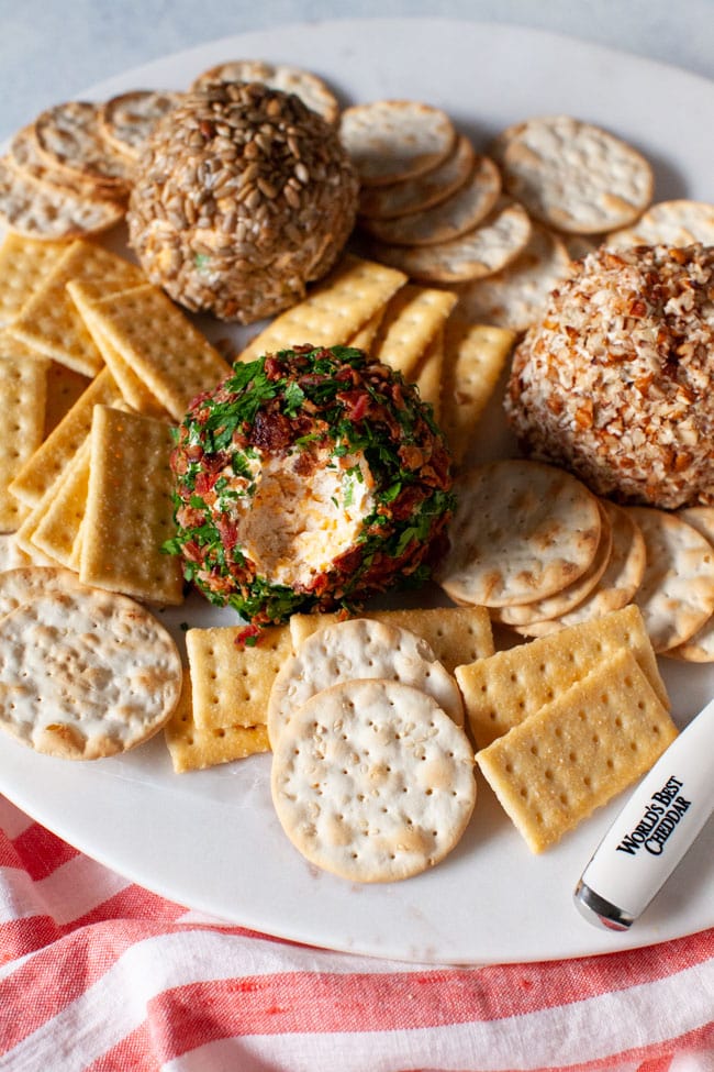 Cheese Ball Recipe from thelittlekiitchen.com