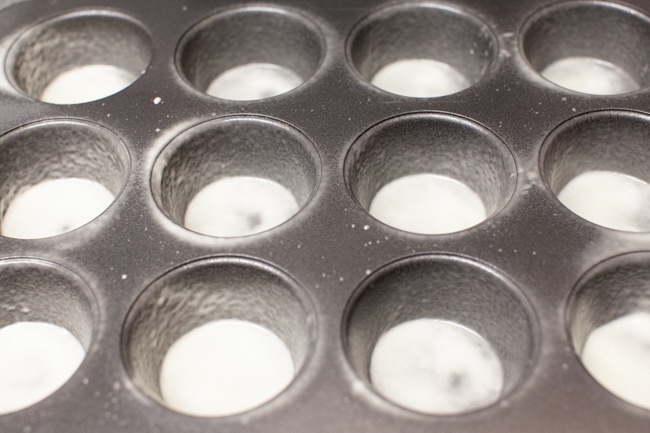 How to Make Brownie Cups from thelittlekiitchen.com