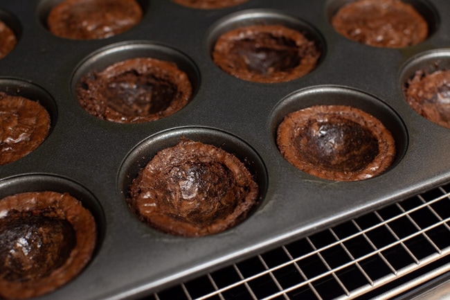 How to Make Brownie Cups from thelittlekiitchen.com