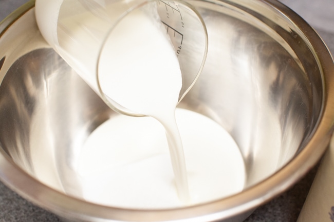 How to Make Homemade Whipped Cream from thelittlekiitchen.com