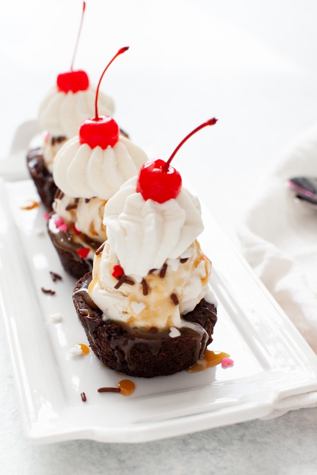 Brownie Cups from thelittlekiitchen.com