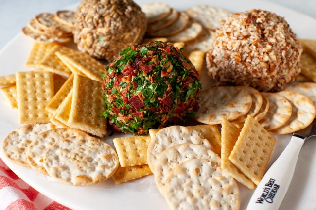 Cheese Ball Recipe from thelittlekiitchen.com