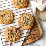 DoubleTree Hotel Chocolate Chip Cookies thelittlekiitchen.com